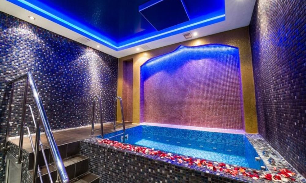 jacuzzi in vip room service